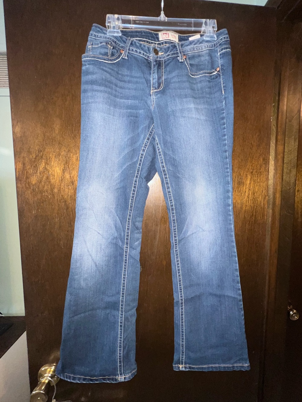 lei Bridget Curvy Bootcut Jeans